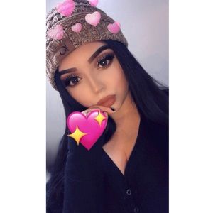 Meet your Posher, Destiny